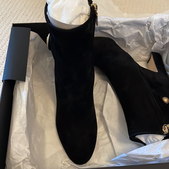 BNIB Dolce & Gabbana black suede ankle boot size 41 - Picture 6 of 8